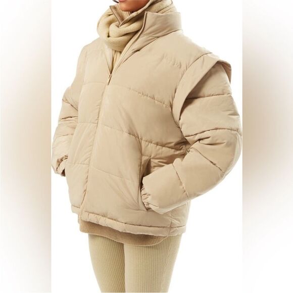 NWT WeWoreWhat SNAP OFF SLEEVE PUFFER JACKET IN  Oat Small $165 - Picture 1 of 12